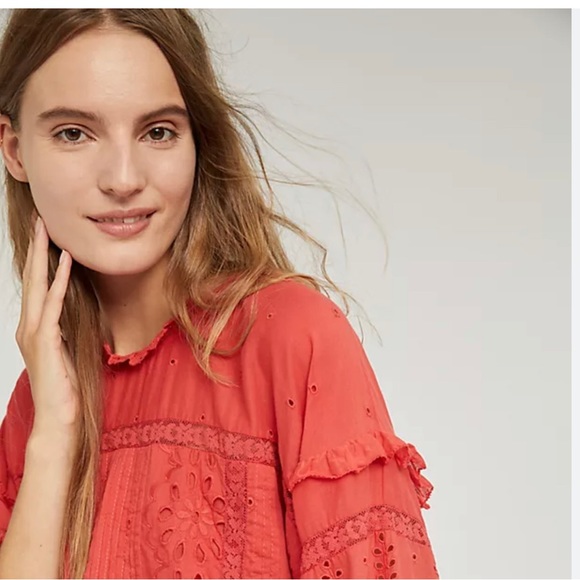 Anthropologie women’s Judith Eyelet lace blouse in red, puff sleeves, size 6. - Picture 2 of 3